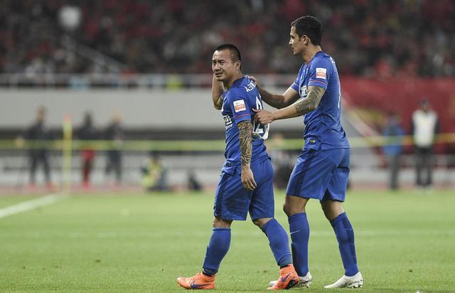  尼斯边路突破犀利无比，法甲翼锋组合撕裂防线  